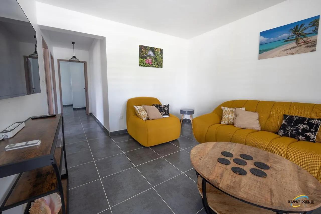 L'Anse Plage Appartement 2 Chambres Avec Spa A 200 M De La Plage, Jardin Prive Et Parking 莱特鲁瓦西莱 0*,  马提尼克