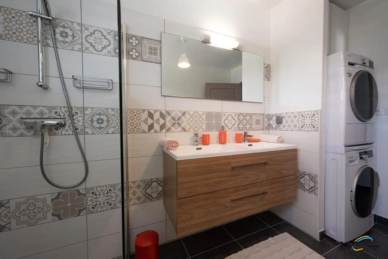 L'Anse Plage Appartement 2 Chambres Avec Spa A 200 M De La Plage, Jardin Prive Et Parking Les Trois-Ilets Apartamento